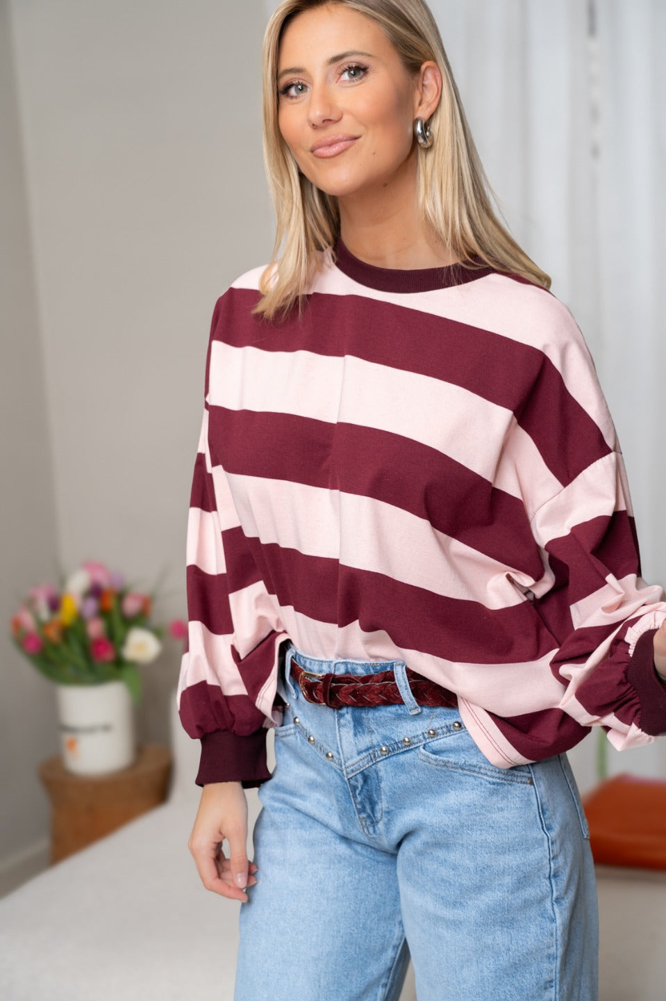 Sweater strepen mouwdetail